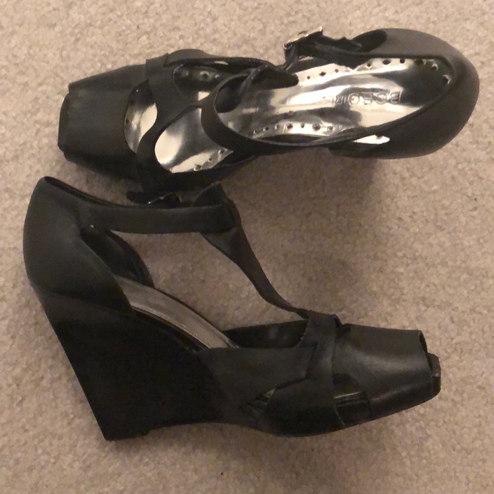 Strappy Wedge sandal